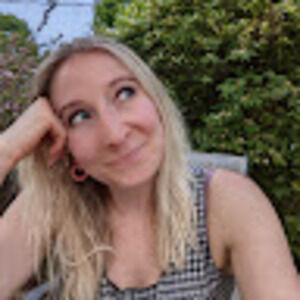 Meet your Posher, Stefanie